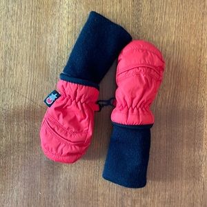 Snowstoppers baby mittens. Size XS
